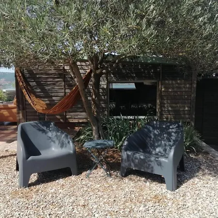 Apartment Aurel, Climatise De 40m2 Face Au Du Salagou Liausson